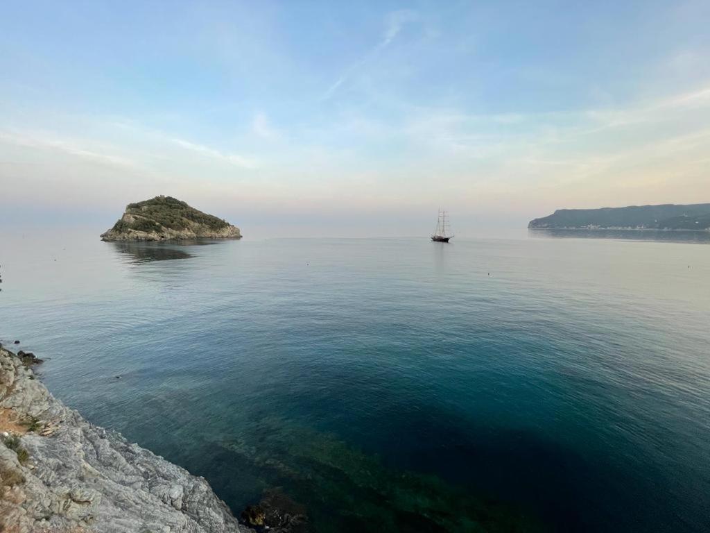 Una Finestra Sul Mare Home 1 Bergeggi Exteriér fotografie
